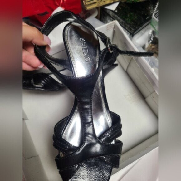 K Studio Patent Black Shiny Merna Strappy Low Heel Sandal Open Toe - Picture 5 of 6